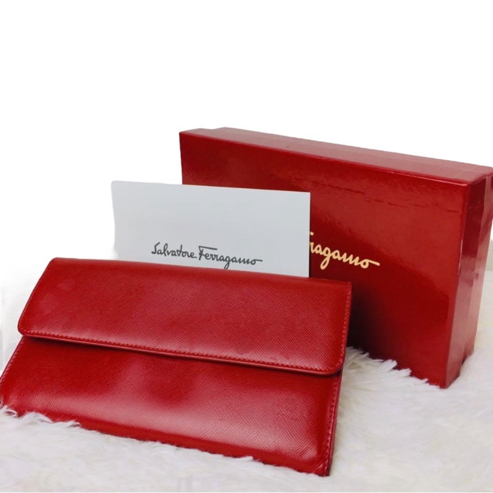 Salvatore Ferragamo wallet
